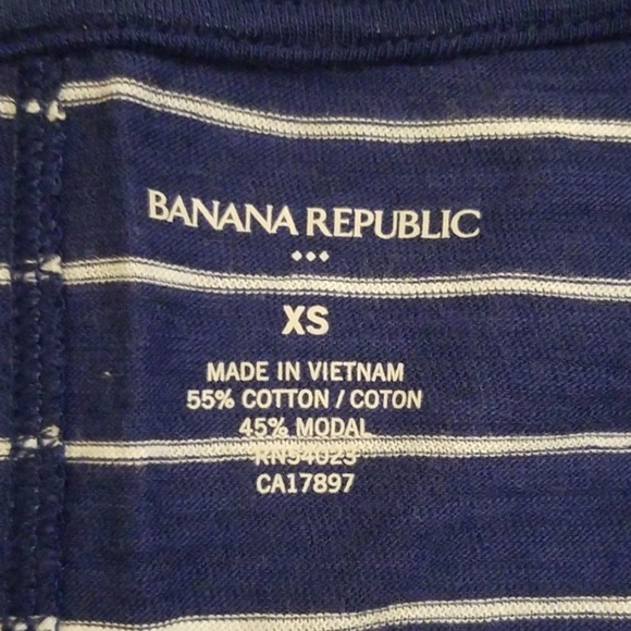 BR Logo Tee - Picture 2 of 4